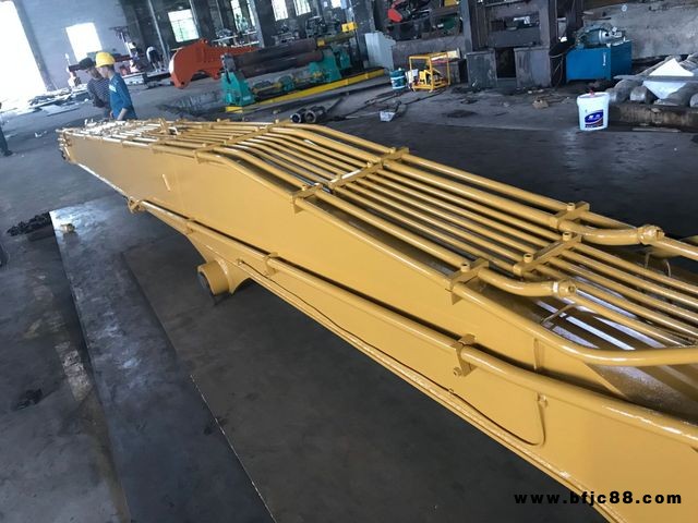 卡特349D改裝挖掘機(jī)打樁機(jī)，挖掘機(jī)打樁臂，挖掘機(jī)打樁錘