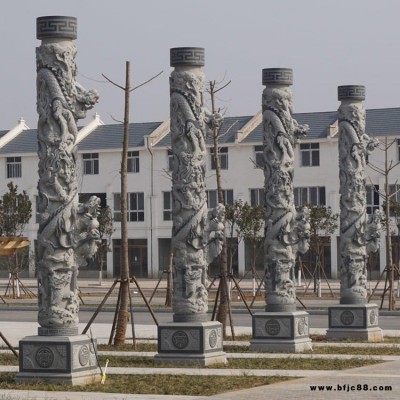 福建大型石雕廠 青石石雕龍柱定制 廣場(chǎng)景觀文化柱價(jià)格優(yōu)惠 福建大鵬石材