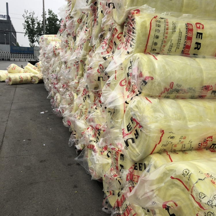 廠家 山東 沃福 玻璃棉氈 90mm玻璃絲保溫棉 規(guī)格報價