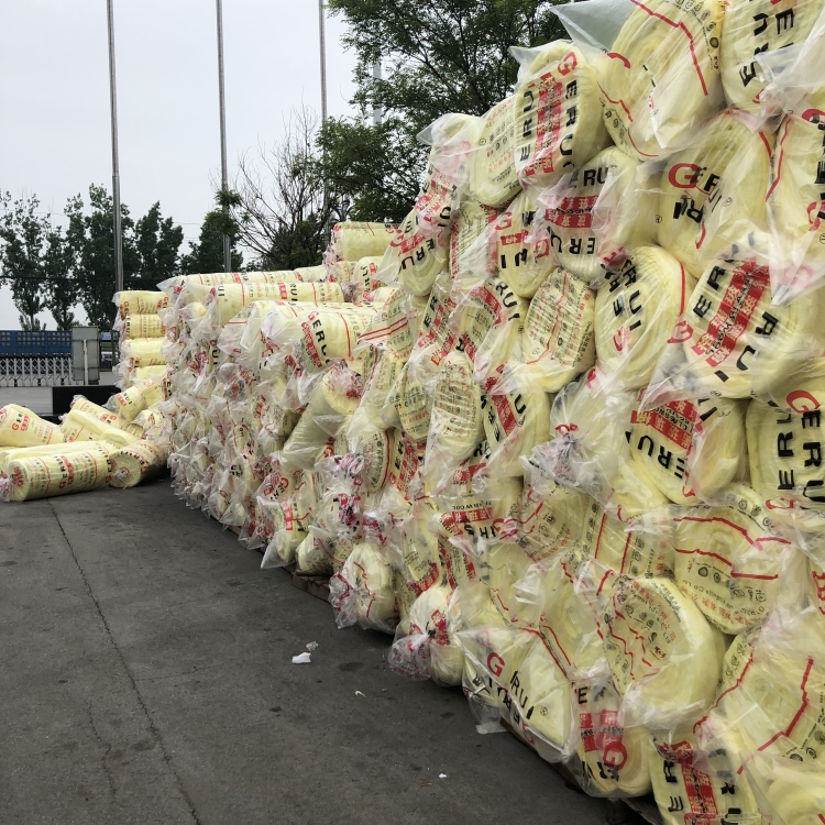 廠家 遼寧 沃福 鋼結構玻璃棉氈 90mm玻璃絲保溫棉 現貨批發