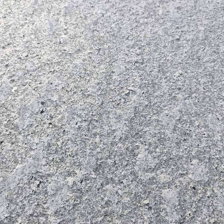火燒面芝麻灰花崗巖一平方價格 家裝用芝麻白花崗巖 價格優惠