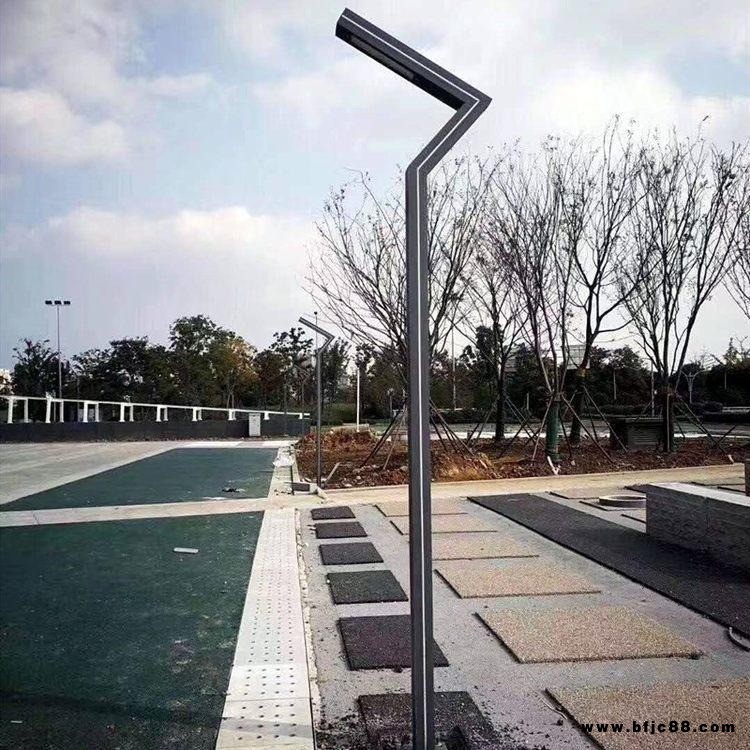 永瑞供應(yīng)小區(qū)公園庭院燈批發(fā)價(jià)格，太陽(yáng)能庭院燈經(jīng)銷地點(diǎn)價(jià)格表，YR03景觀燈草坪燈