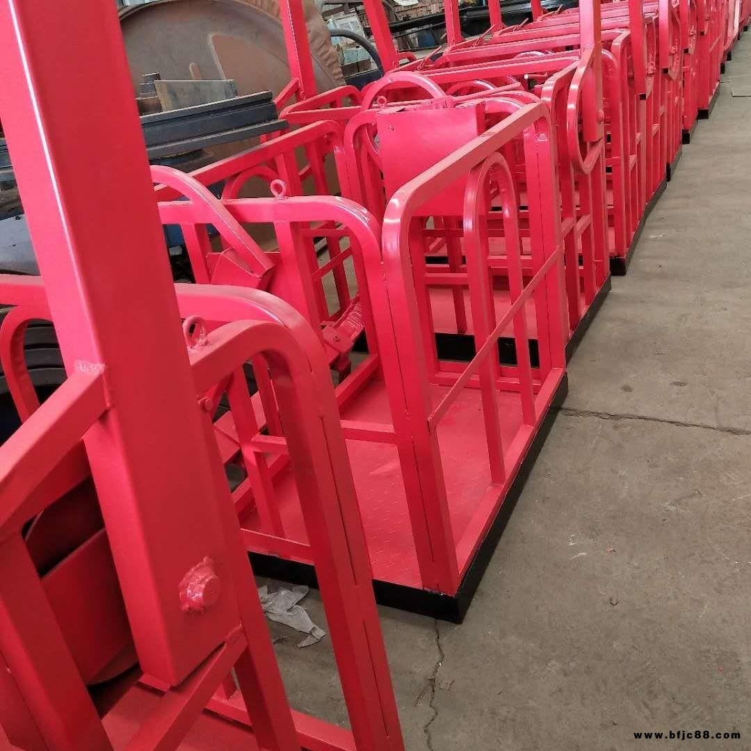 廠(chǎng)家直售2米吊車(chē)吊籃徐工12噸施工升降機(jī)吊籃 自動(dòng)調(diào)平尺寸可定做