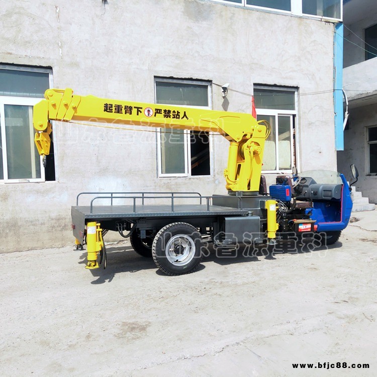 農用三輪隨車吊 三輪隨車起重機 小型隨車吊運輸車