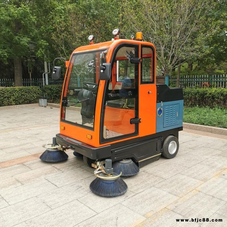 電動掃路車生產(chǎn)廠家  環(huán)衛(wèi)清掃車 景飛 小型環(huán)衛(wèi)掃路車新能源電動掃路車