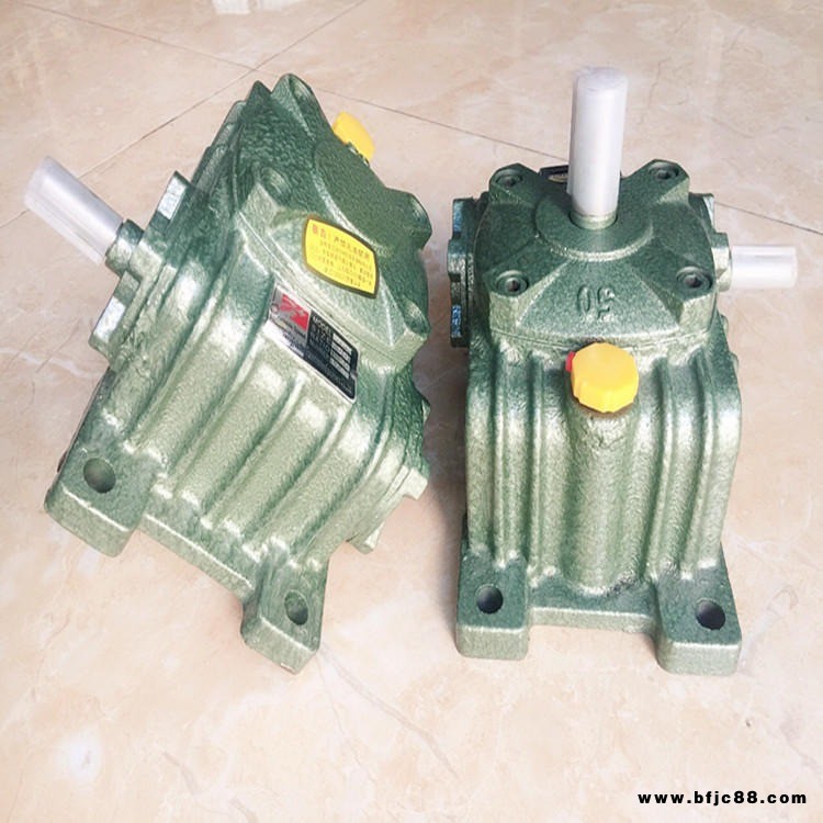 WPX50減速機(jī) WPX50蝸桿蝸輪減速機(jī) 晨潮牌小型臥式減速器廠家 價(jià)格實(shí)惠