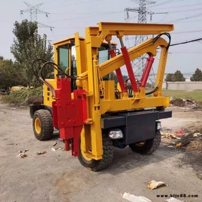 長期現(xiàn)貨定制出售 履帶式小型旋挖鉆機(jī) 高速公路護(hù)欄打樁機(jī) 價(jià)格