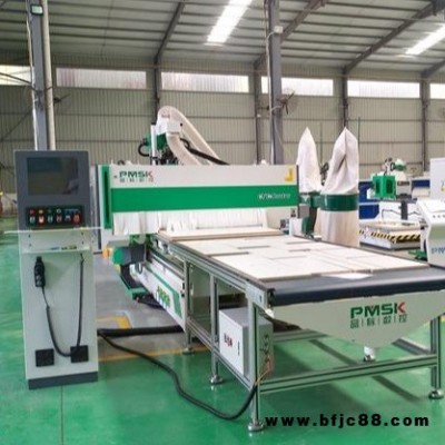 柜門加工中心，全自動(dòng)門板數(shù)控雕刻機(jī)