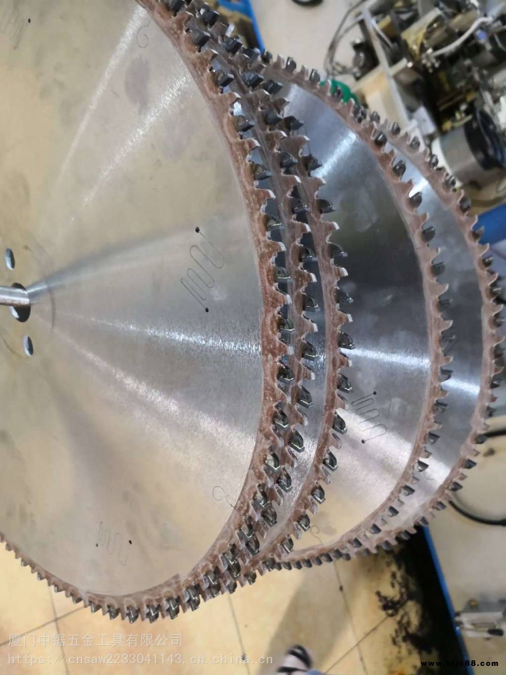 木工金剛石PCD鋸片廈門中鋸板式鋸片切割刨花板金剛石PCD鋸片廠家批發(fā)