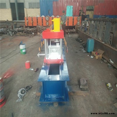 宏霖機(jī)械江蘇貨架機(jī) 蝴蝶孔立柱機(jī)貨架層板加強(qiáng)筋可定制