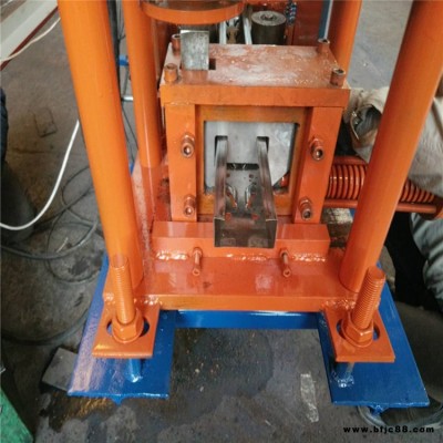 宏霖機械河南貨架機 蝴蝶孔立柱機貨架層板加強筋工期嚴謹