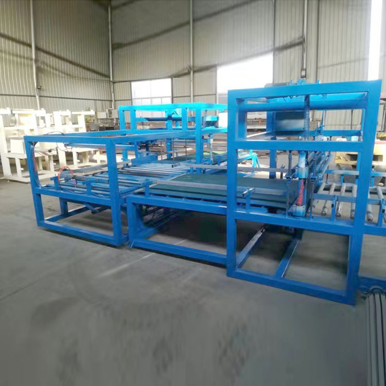 水泥發(fā)泡切割機源頭工廠發(fā)泡水泥切割機生產(chǎn)基地示例圖5