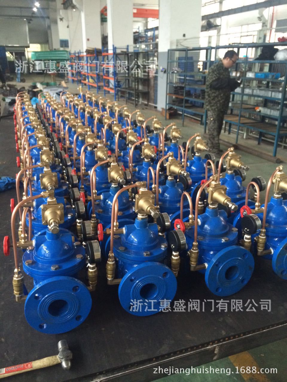 圓筒型阻尼器雙向旋轉緩沖器旋鈕360度緩降阻尼輪 翻蓋地插座緩升示例圖4