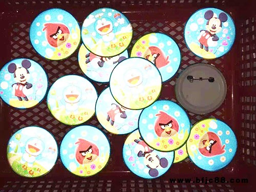 廣東高質(zhì)量的反光商標(biāo)制品有售|反光制品生產(chǎn)