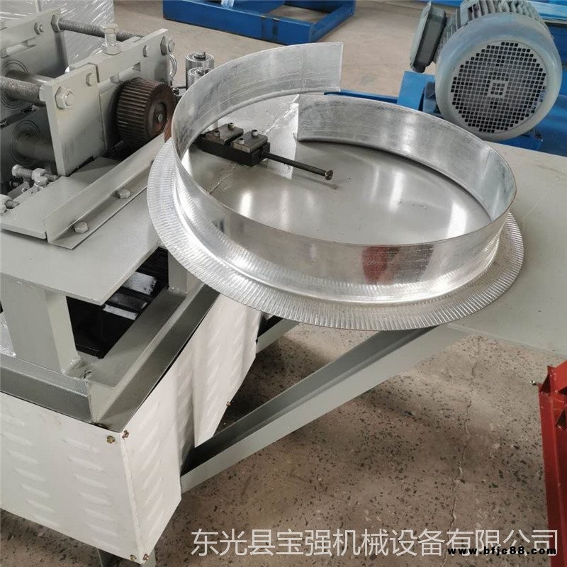 定做彩鋼卷護圈機 鋼帶護圈卷圓機 小型卷圓機 寶強壓瓦機 彩鋼瓦設(shè)備