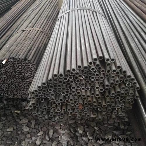 20號(hào)無縫鋼管 國(guó)標(biāo)無縫鋼管 熱擴(kuò)無縫鋼管 小口徑低壓鍋爐無縫鋼管 無縫扎鋼管廠家