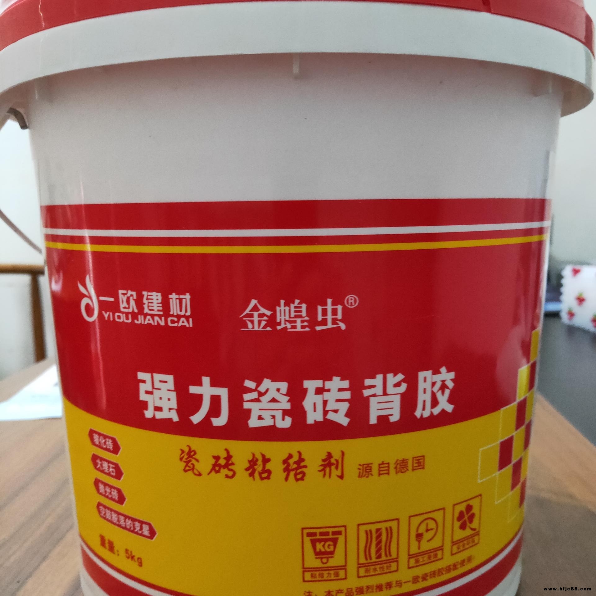 瓷磚背膠?；u背膠大理石背膠