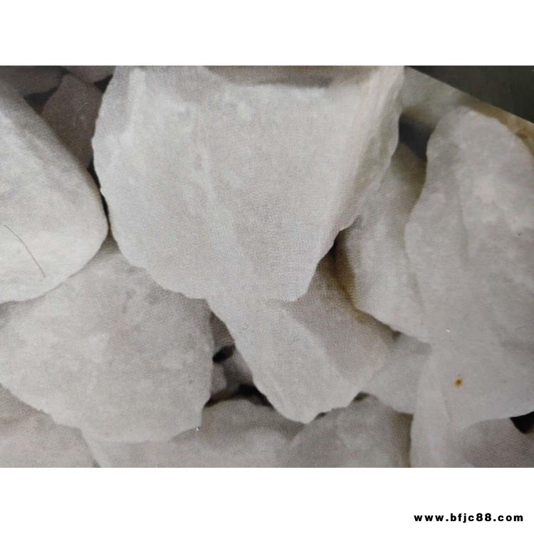 米樂(lè)達(dá)礦產(chǎn)品加工廠批發(fā)雪花白石英砂8-300目玻璃 人造石 水處理 噴砂除銹用雪花白石英砂