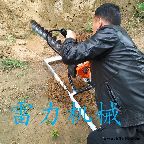 路下穿管打眼機視頻 小型橫向打洞機 地下穿塑料管鉆孔機