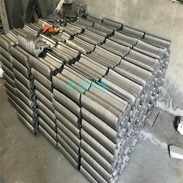 不銹鋼耙齒型格柵除污機 寧夏不銹鋼污水處理格柵制造 -500機械格柵碧通批發