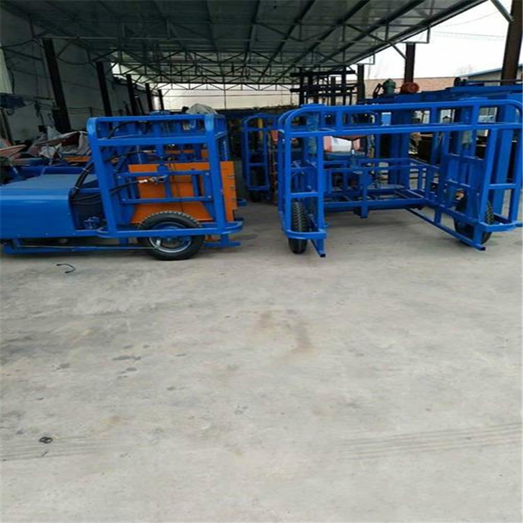東誠磚廠電動叉磚車 電動叉磚車 生產(chǎn)廠家眾信企業(yè)終身受益